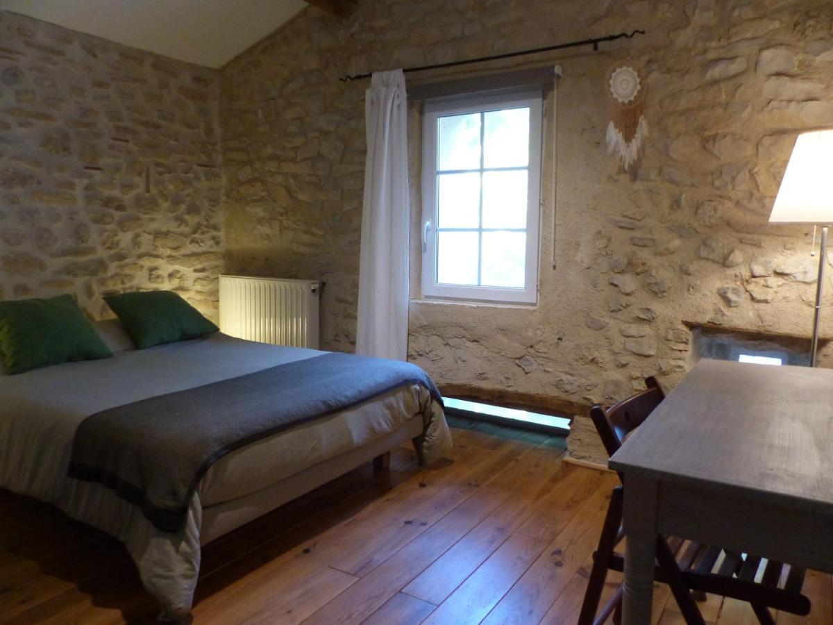 Malia - Chambres D'Hotes & Gite Barret-de-Lioure Esterno foto