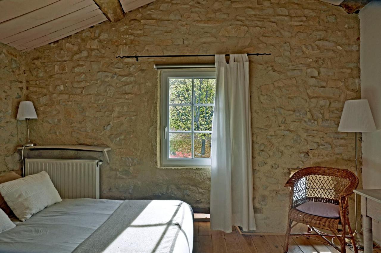 Malia - Chambres D'Hotes & Gite Barret-de-Lioure Esterno foto